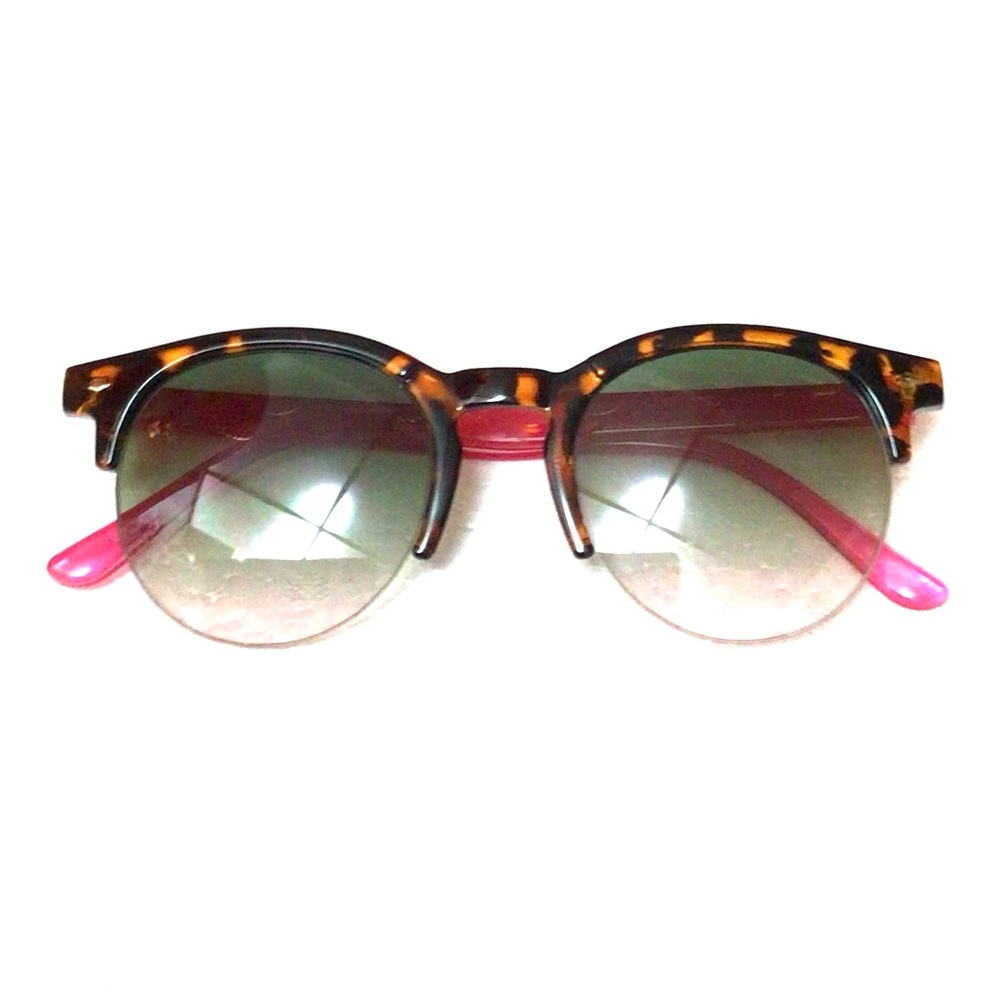 NWOT Women Classic vintage half frame round cat eye sunglasses